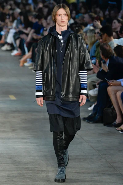 Look 5